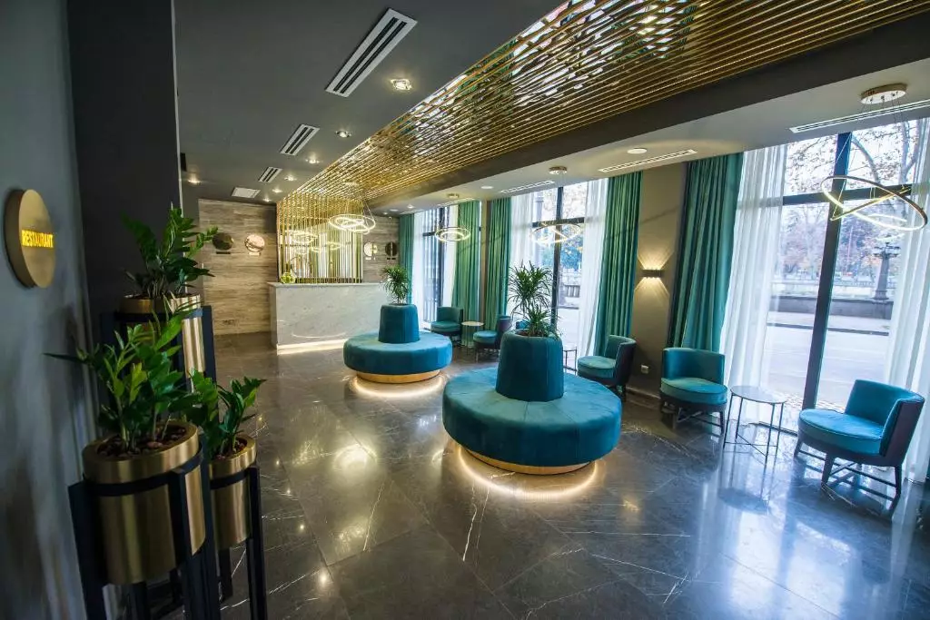 جاست این تفلیس