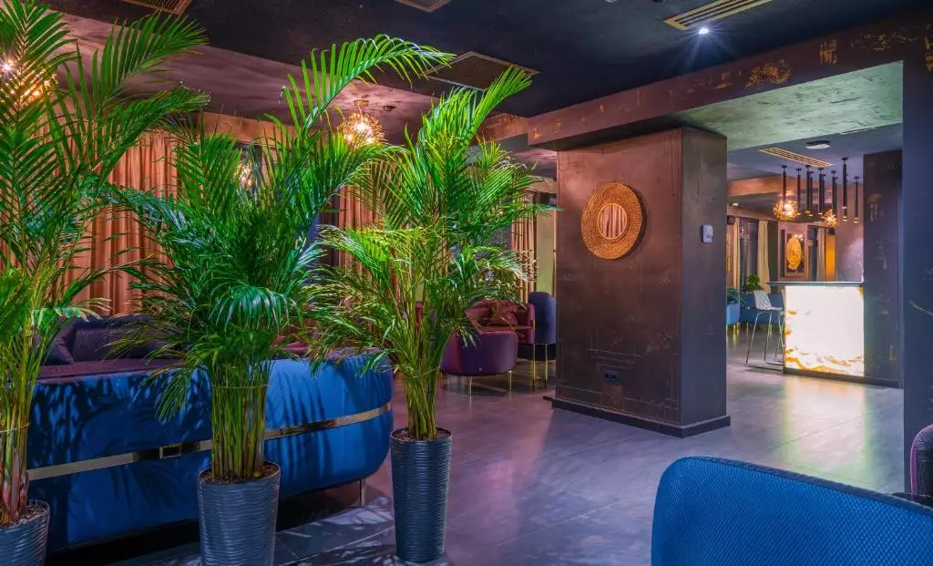 اونیکس تفلیس