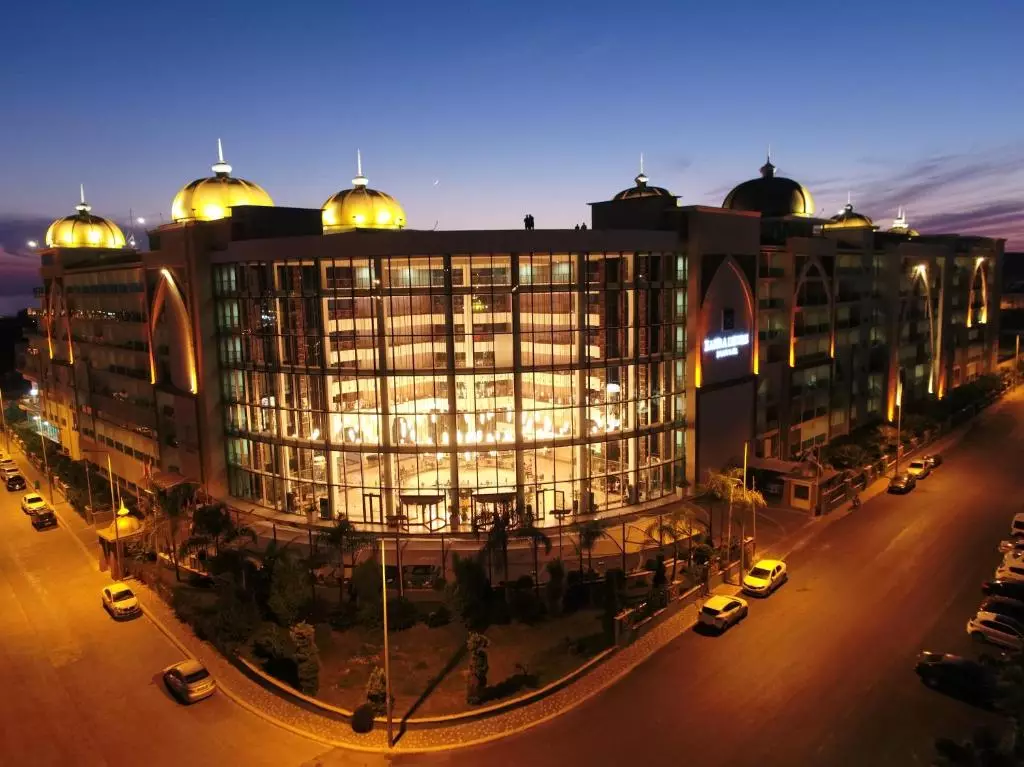 جافیرا دولوکس آلانیا