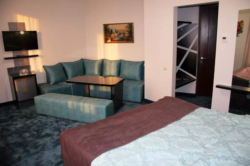 نایس ایروان