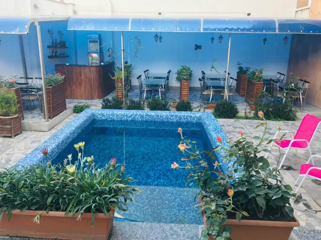 آلبا ایروان