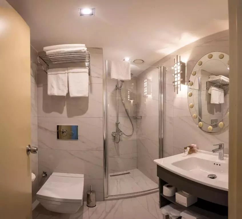 تکسیم هیل استانبول