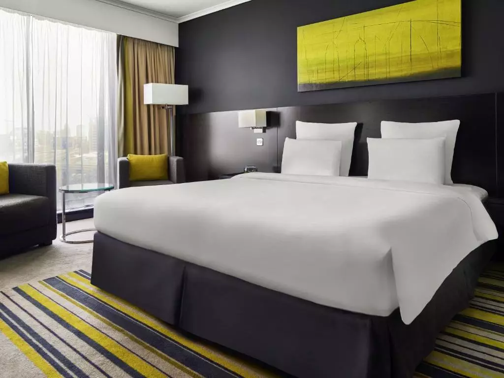 پولمن دبی کریک سیتی سنتر دبی