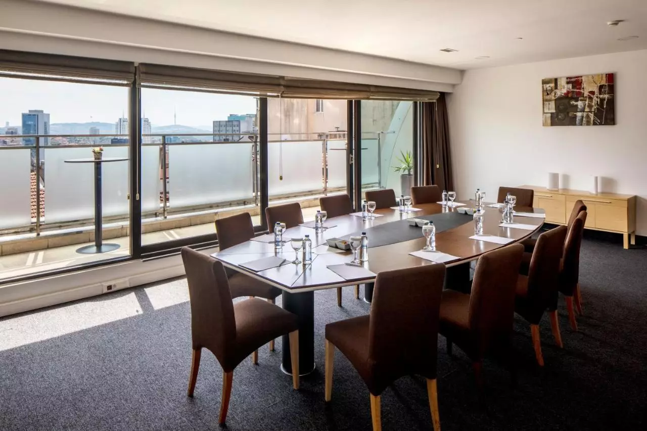 هالیدی این شیشلی استانبول