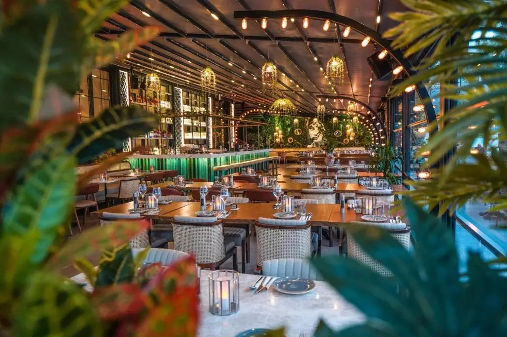 اوراسیا بیچ مارماریس