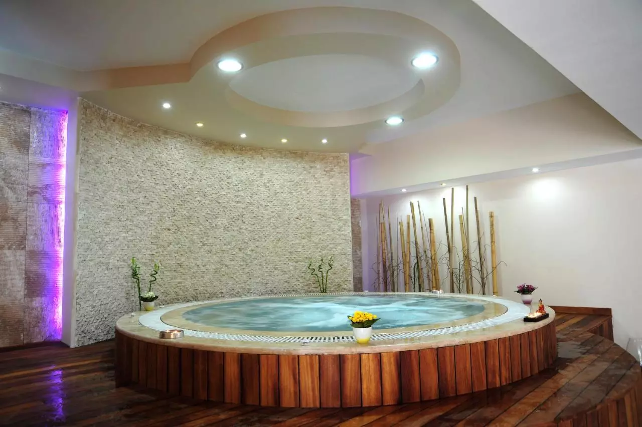 مارتی ریزورت دلوکس