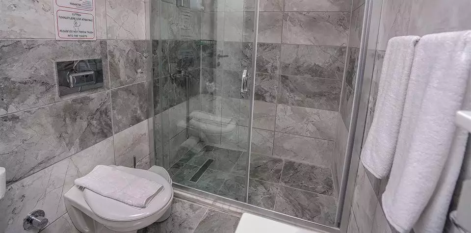 بدروم اسکای لایف