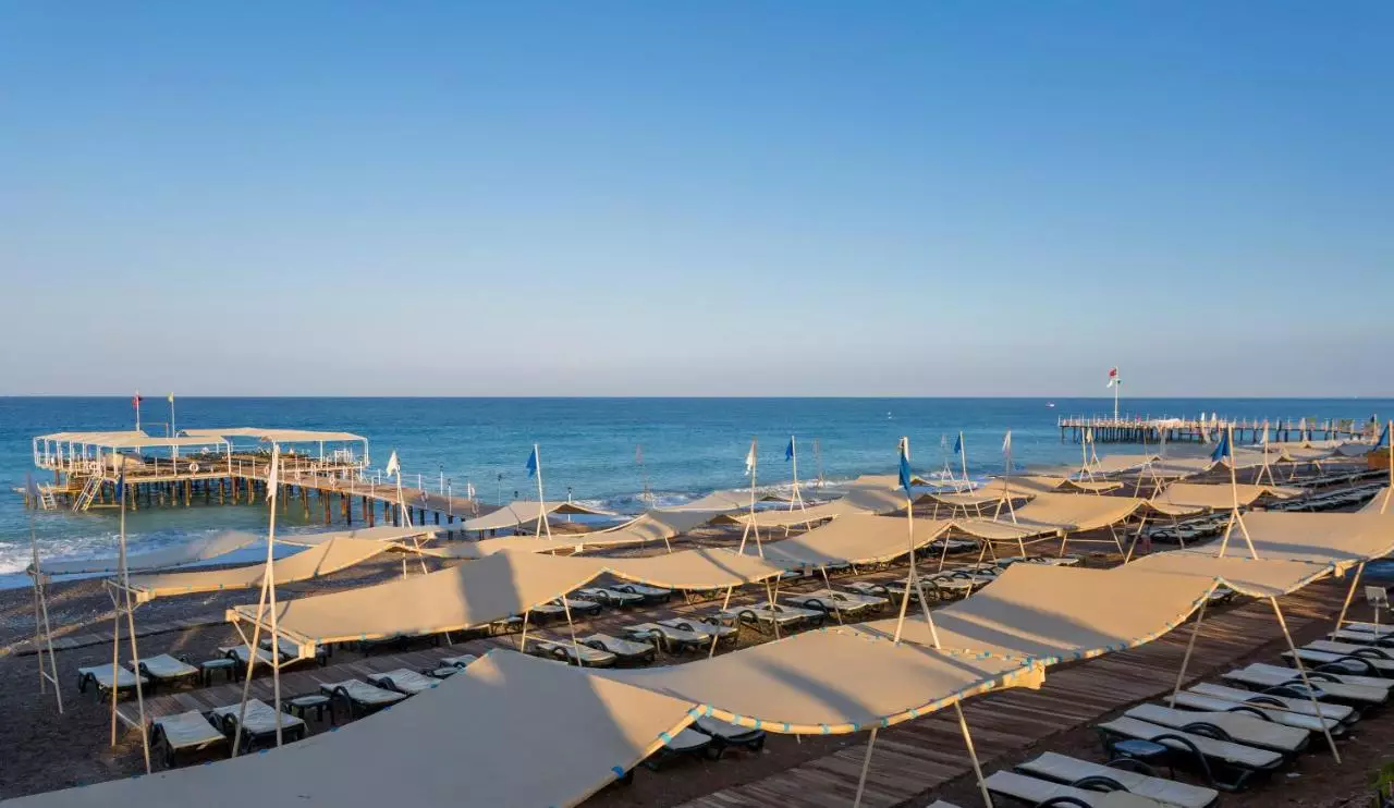 موکارناس ریزورت اند اسپا