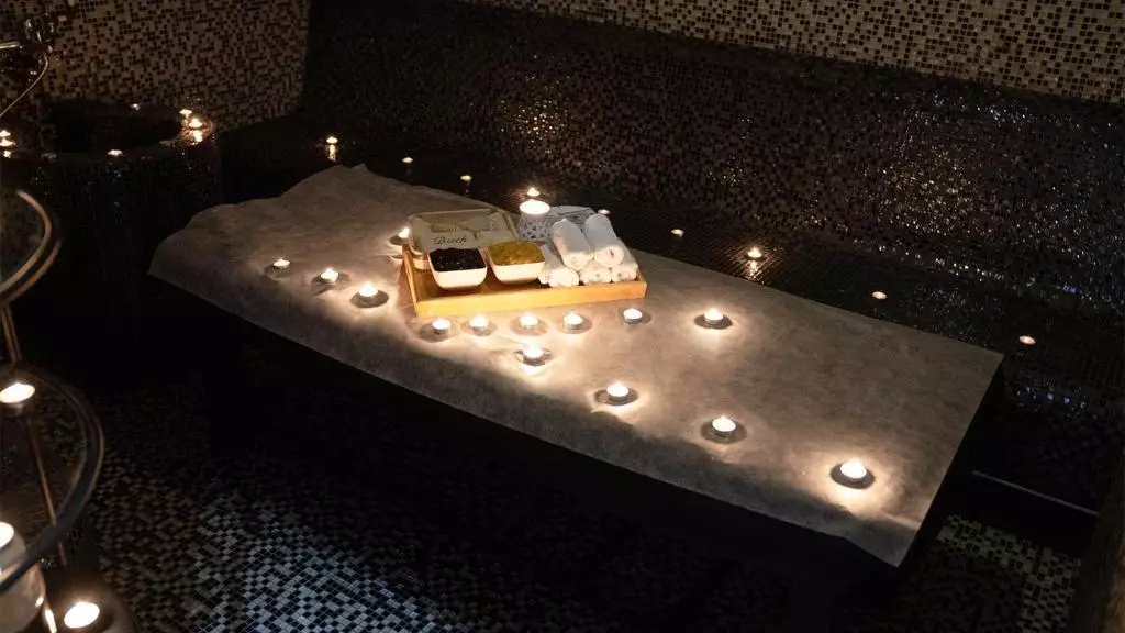 سیگنیچر وان تکام دبی