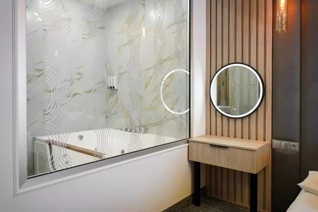 هتل داینستی ایروان