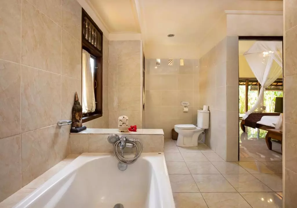 گرین فیلد اند بانگلو