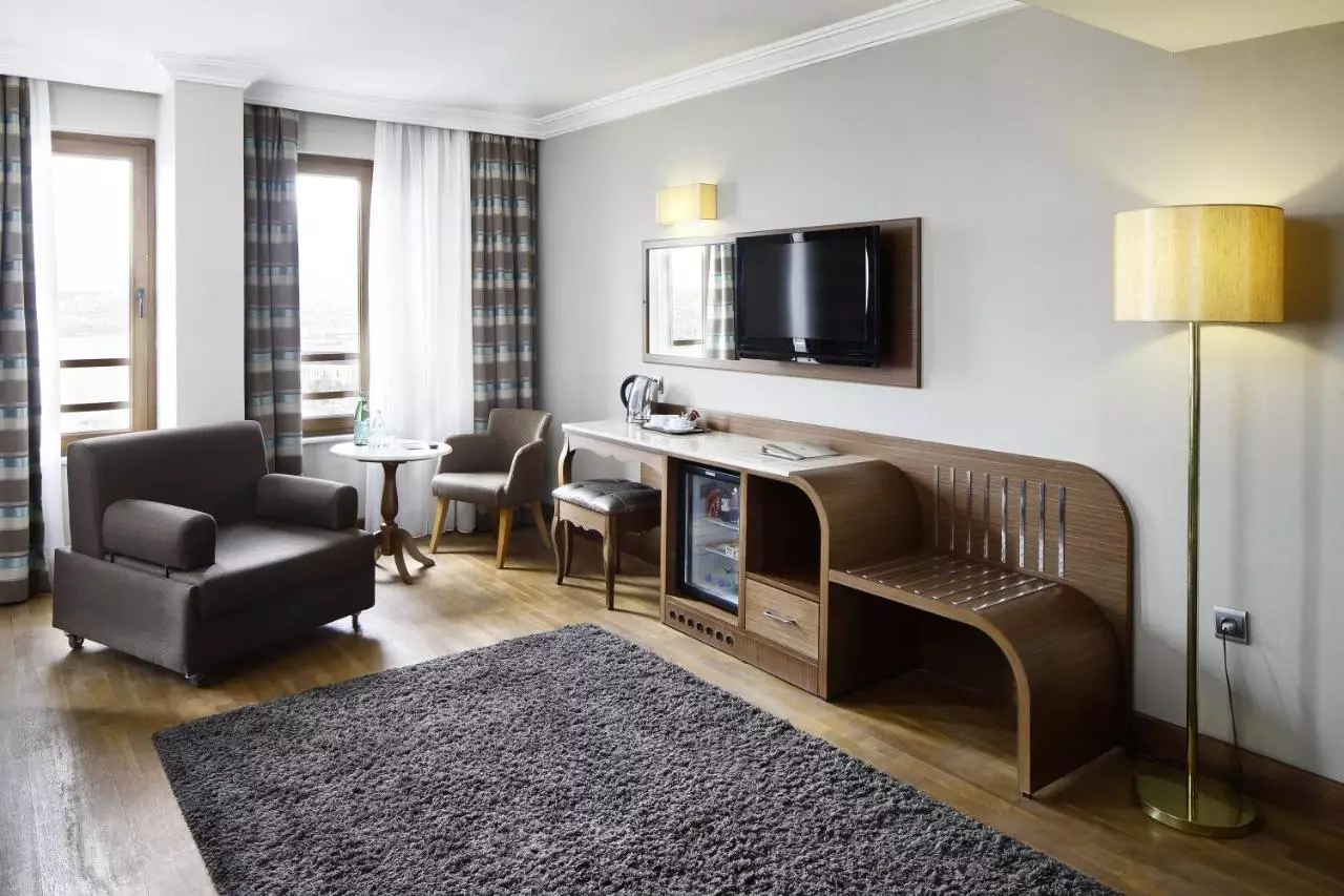 گرند هالیک گلدن هورن استانبول