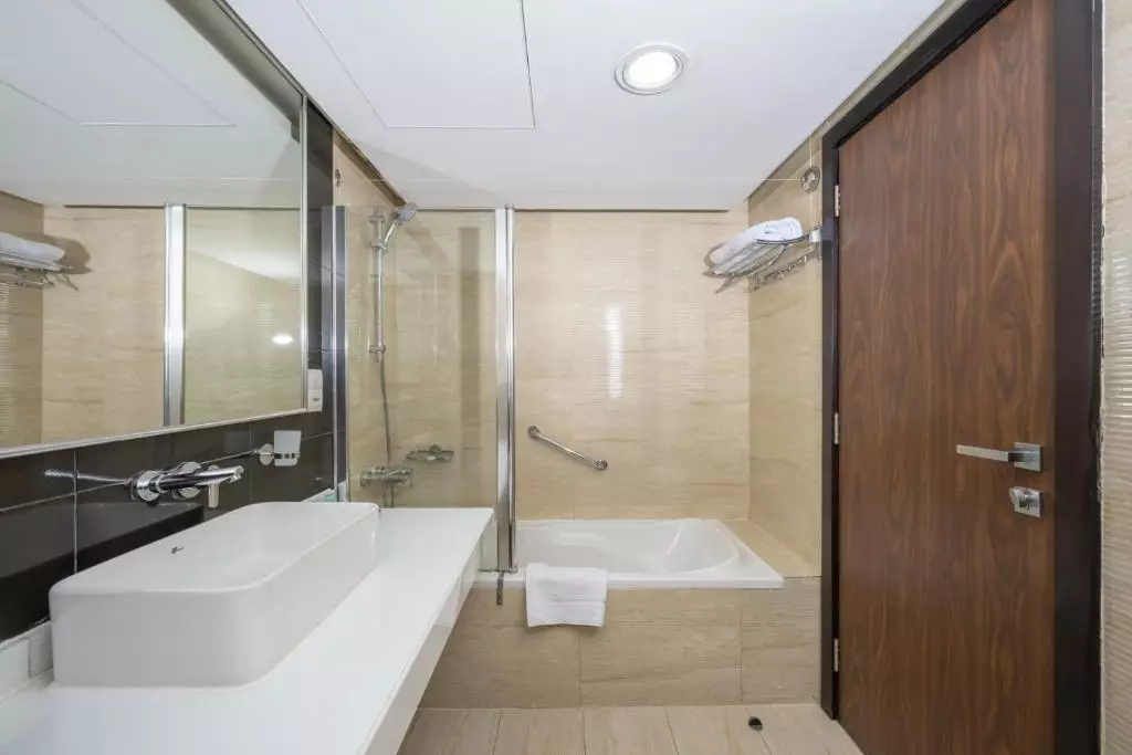 پرل سوئیس دبی