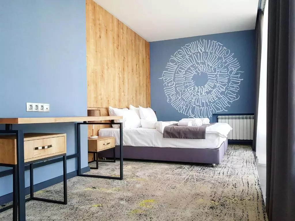 آلفا ایروان