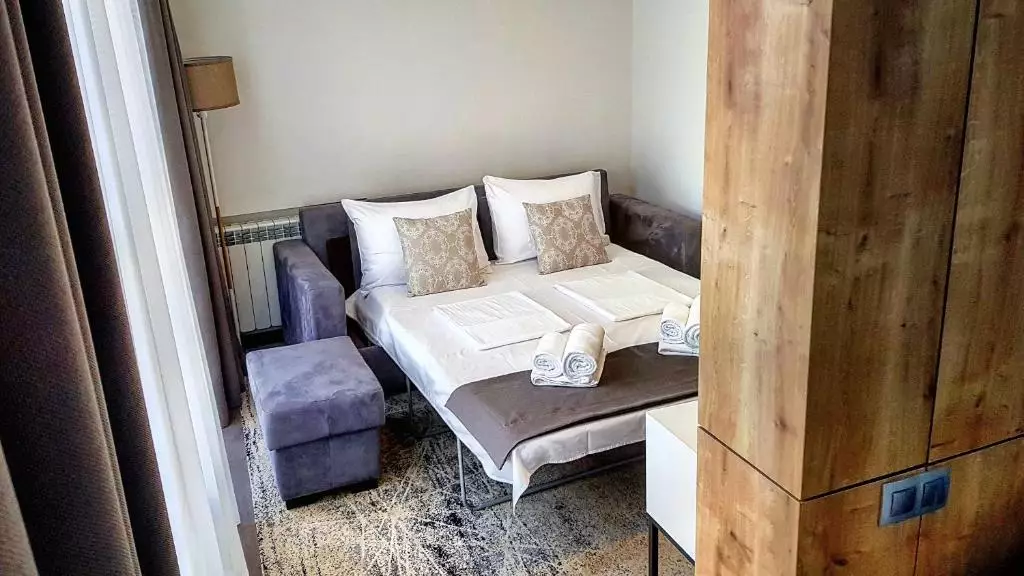 آلفا ایروان