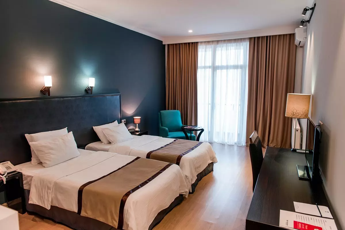 بست وسترن آرت تفلیس