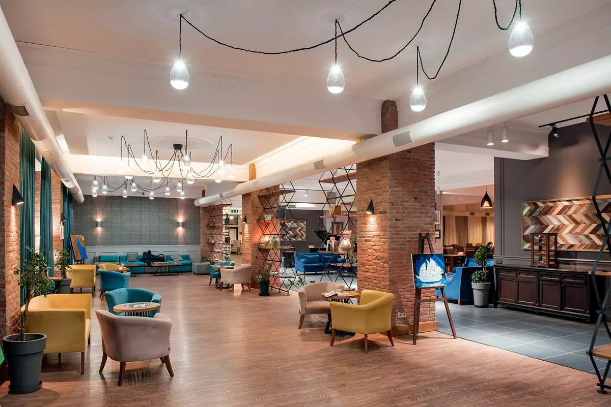 بست وسترن آرت تفلیس