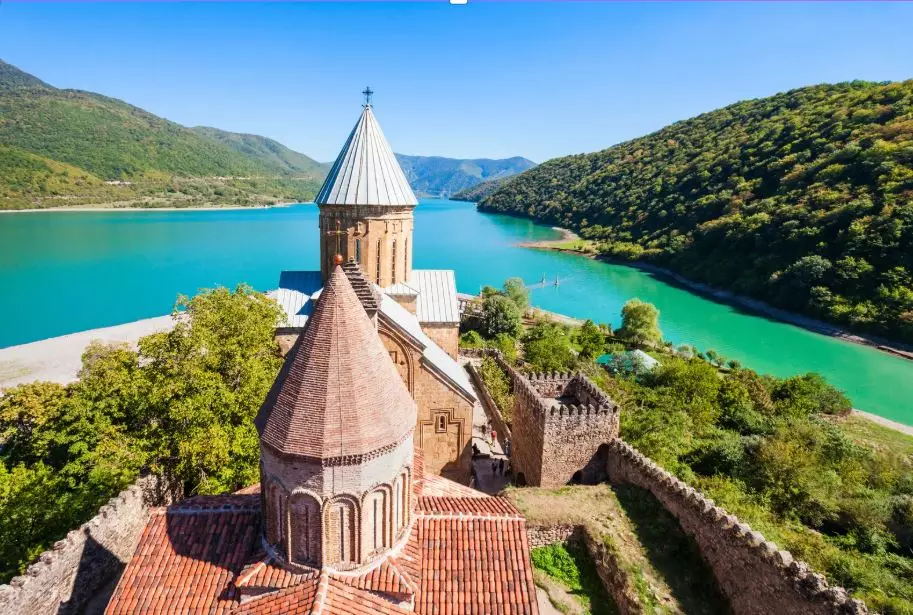 تور تفلیس ویژه پاییز 1404 (نقد-اقساط)