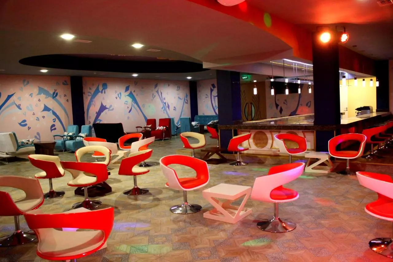 کاستلو مار باتومی