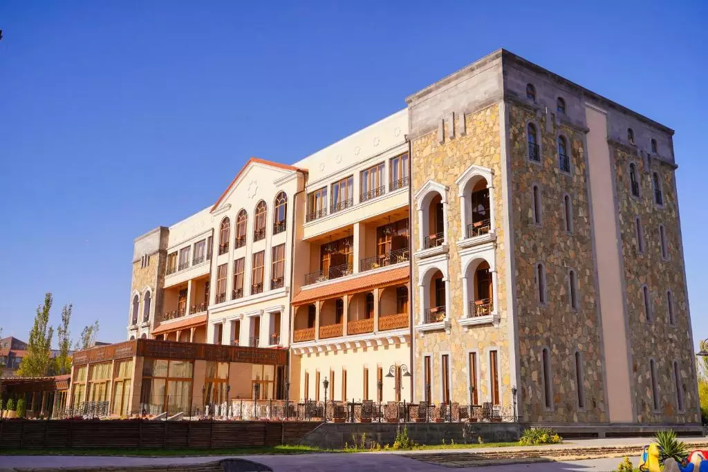 هتل کافکاسوس ایروان