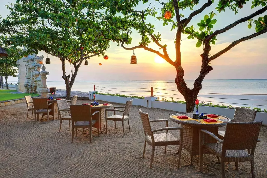 دیسکاوری کارتیکا پلازا کوتا بالی