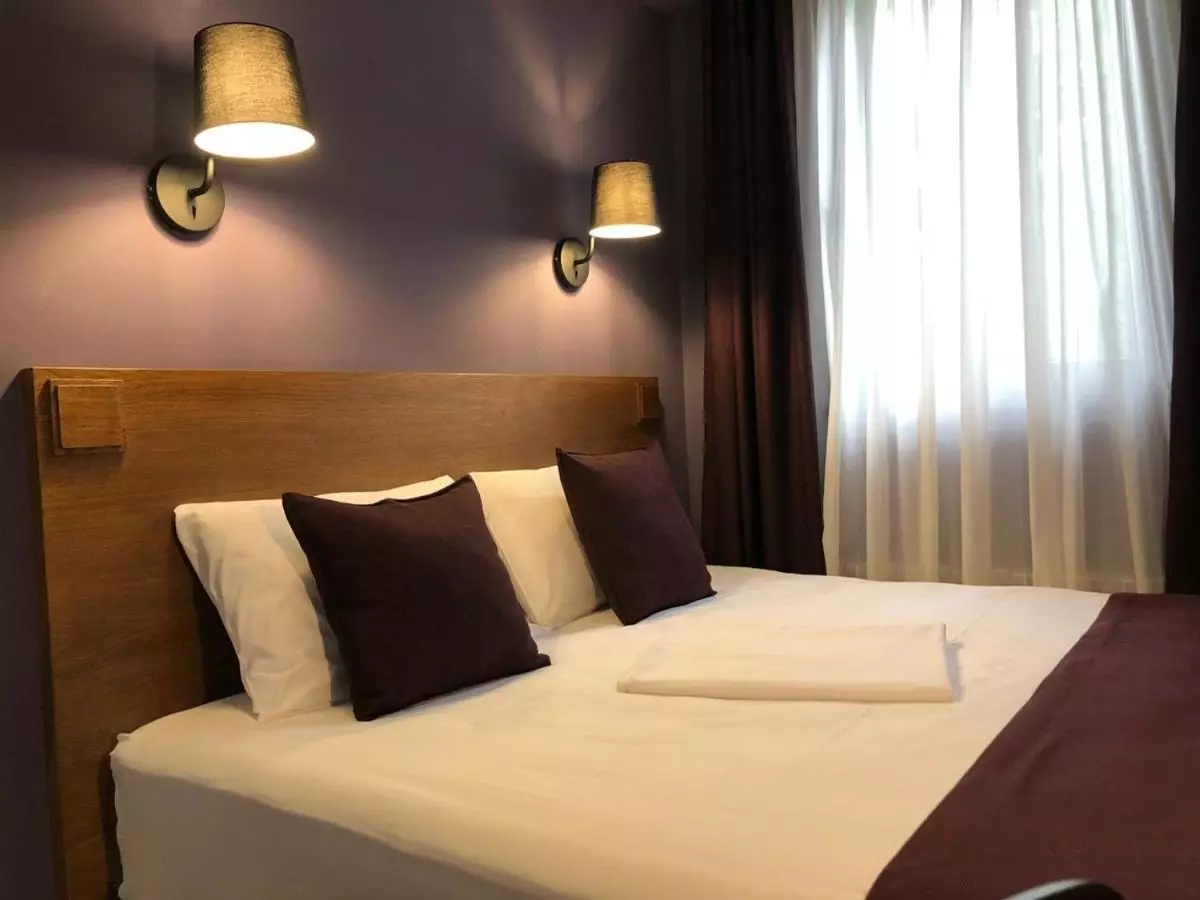 ال بوتیک تفلیس