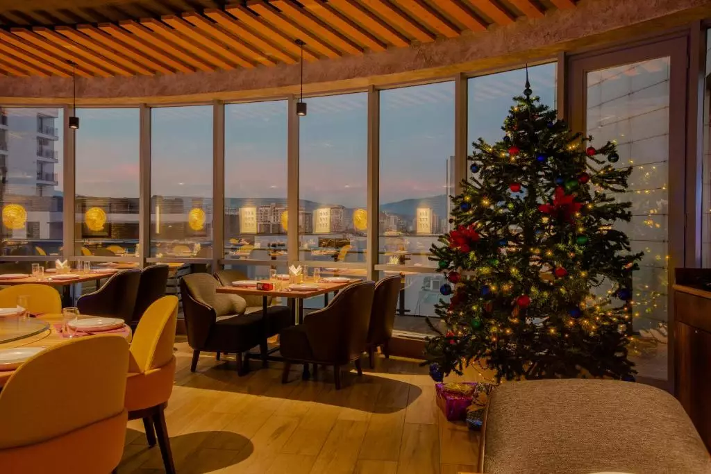 گلدن پالاس تفلیس