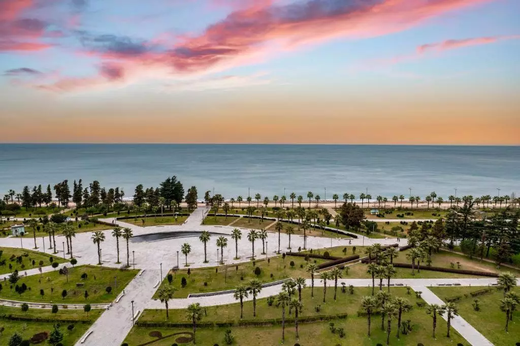 گرنجور باتومی