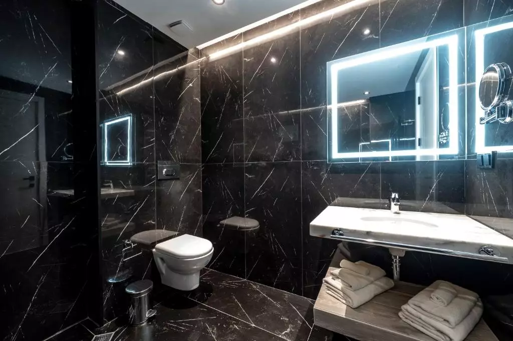 گرنجور باتومی