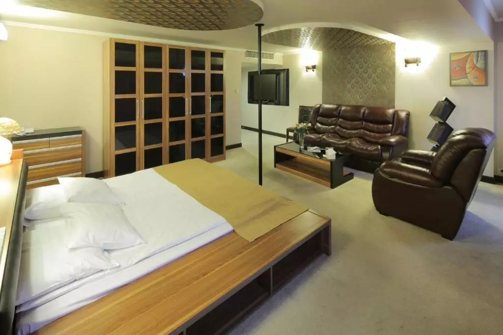 نیو نایری ایروان