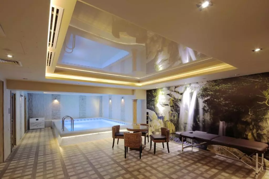 نیو نایری ایروان