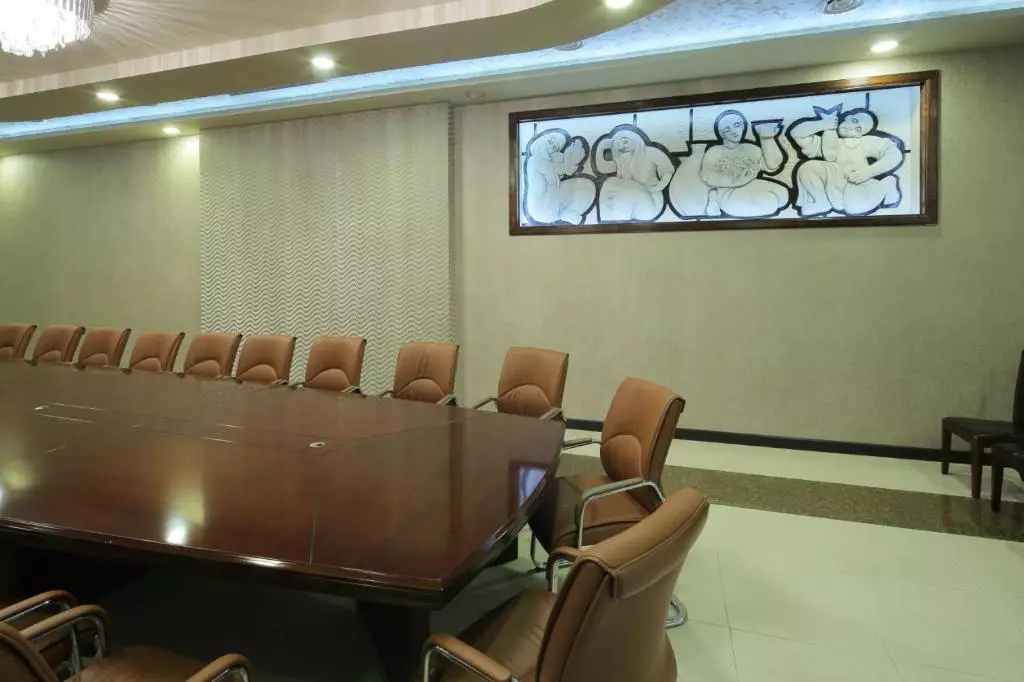 نیو نایری ایروان