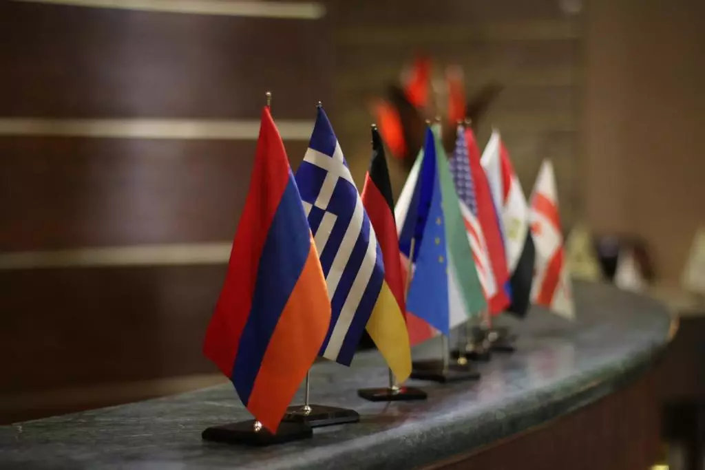 نیو نایری ایروان