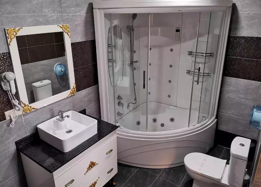 گرند جورجین پالاس باتومی