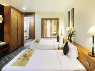 رویال پارادایس