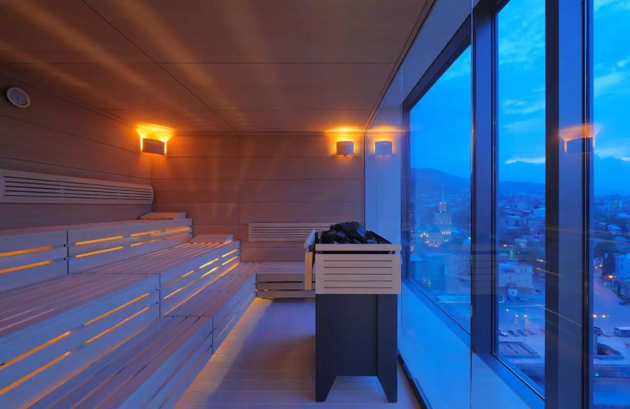 ردیسون بلو ایوریا تفلیس