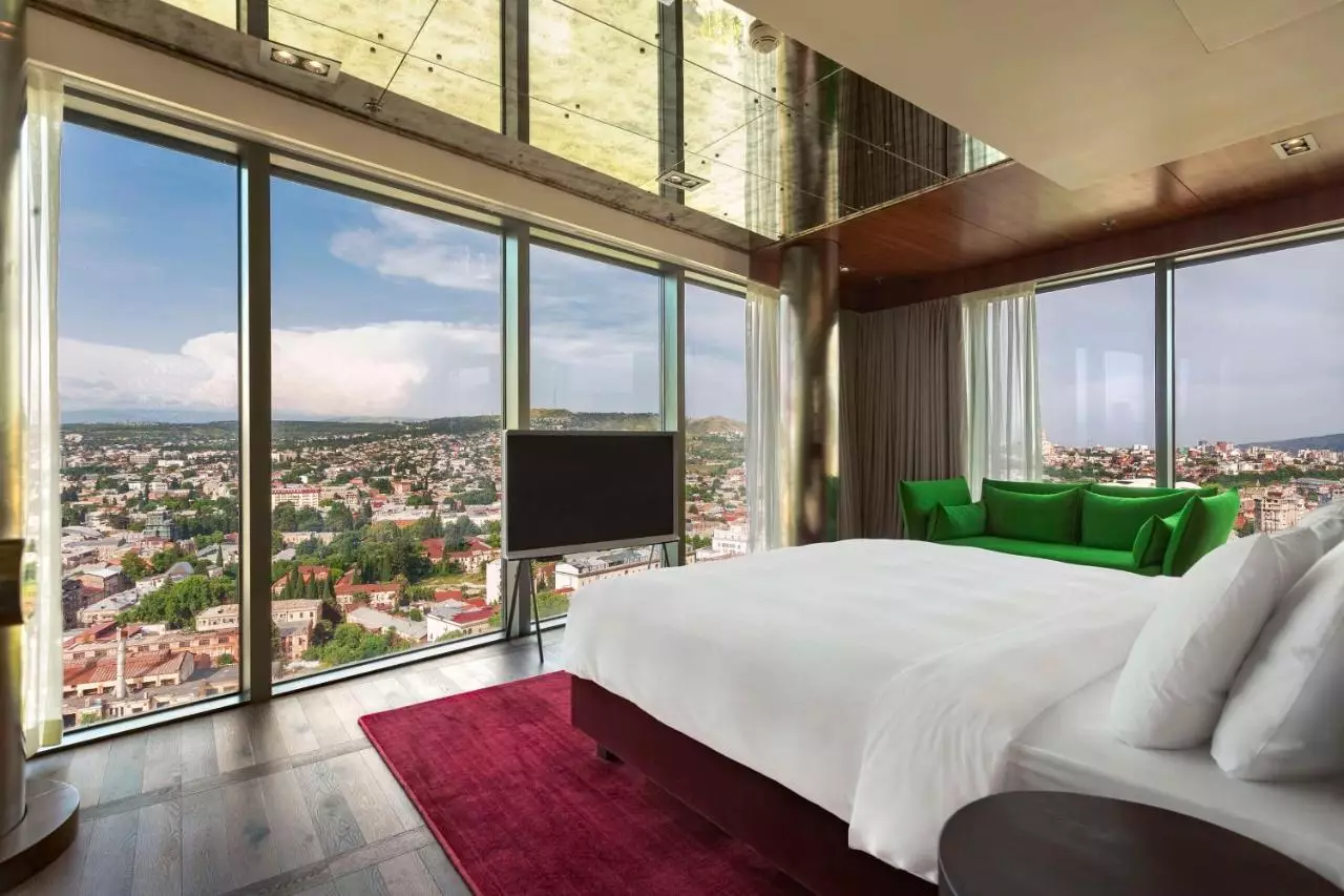 ردیسون بلو ایوریا تفلیس