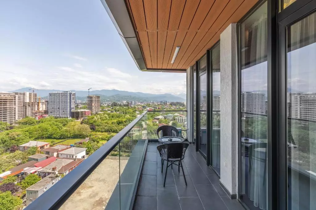 وین رزیدنس باتومی