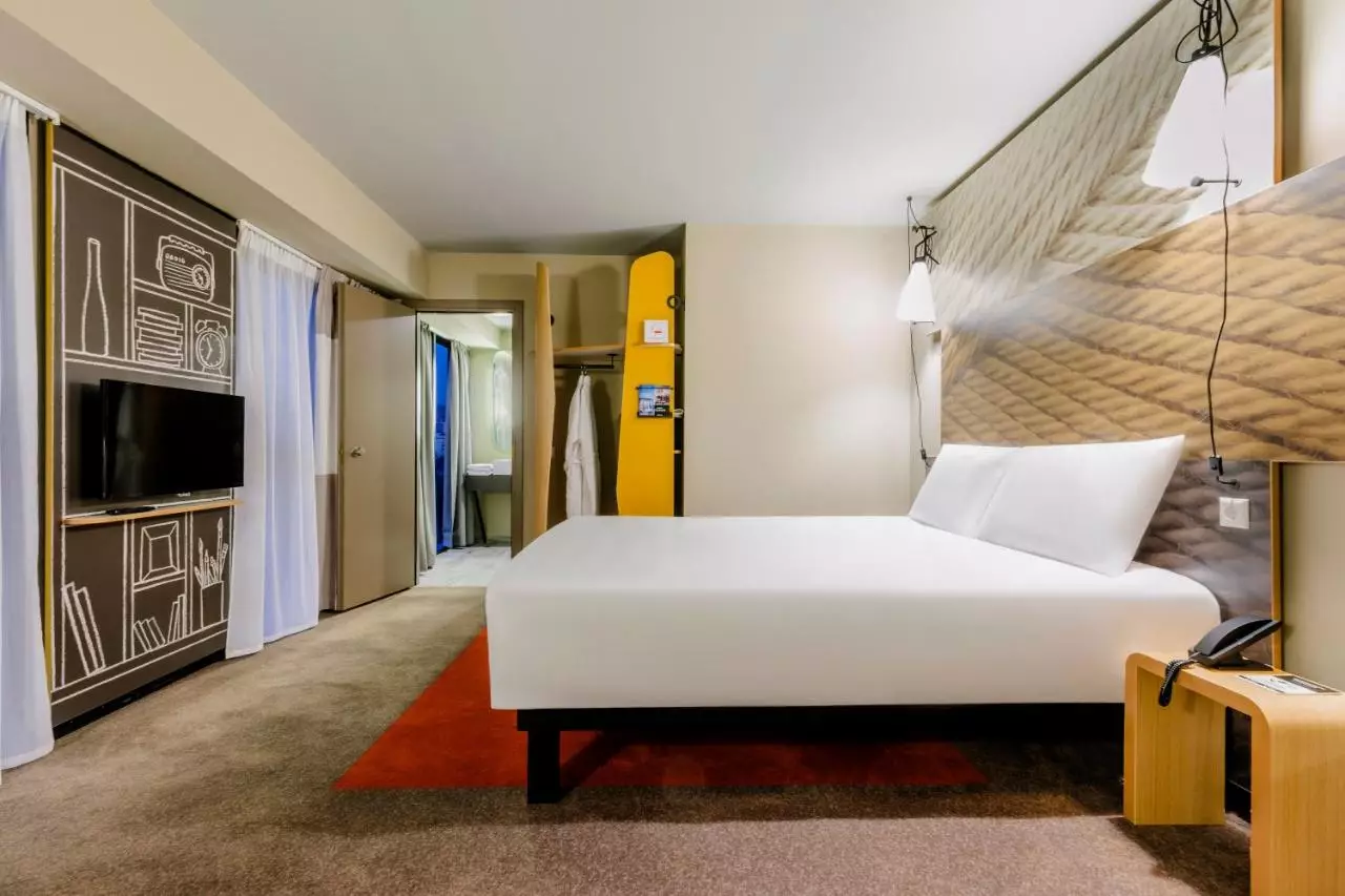 ایبیس استادیوم تفلیس