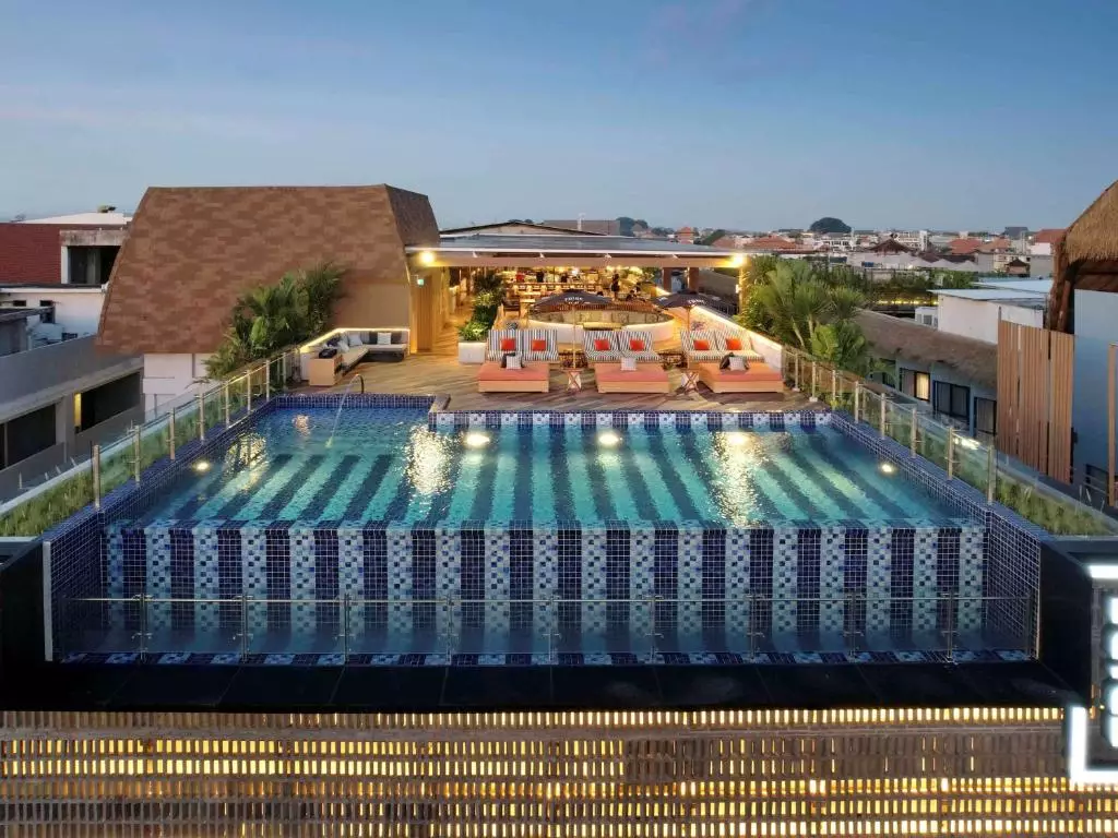 ترایب بالی کوتا بیچ