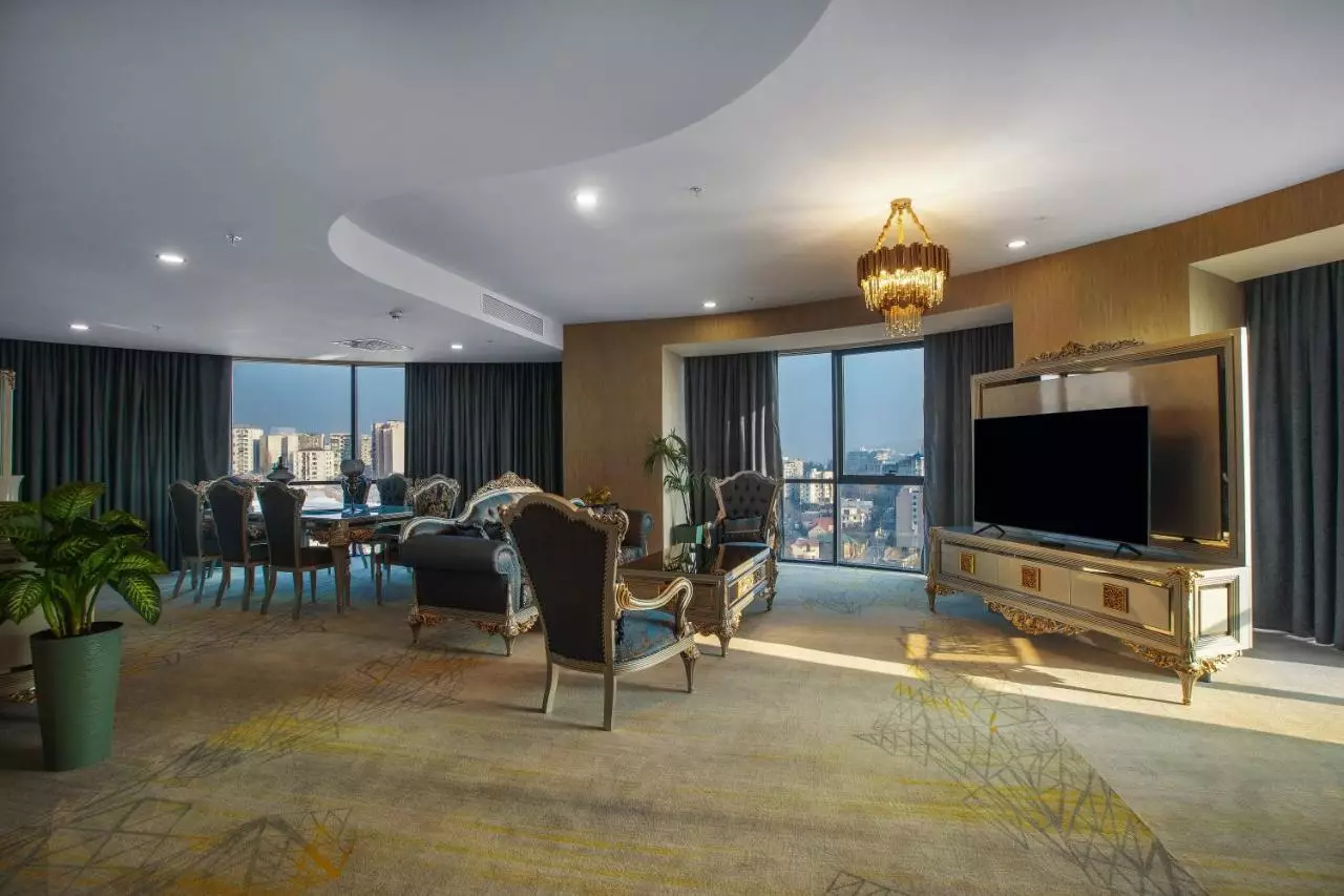 رویال تولیپ تفلیس