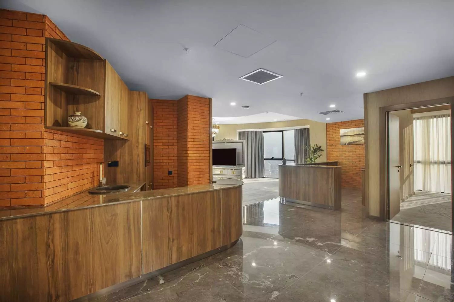 رویال تولیپ تفلیس