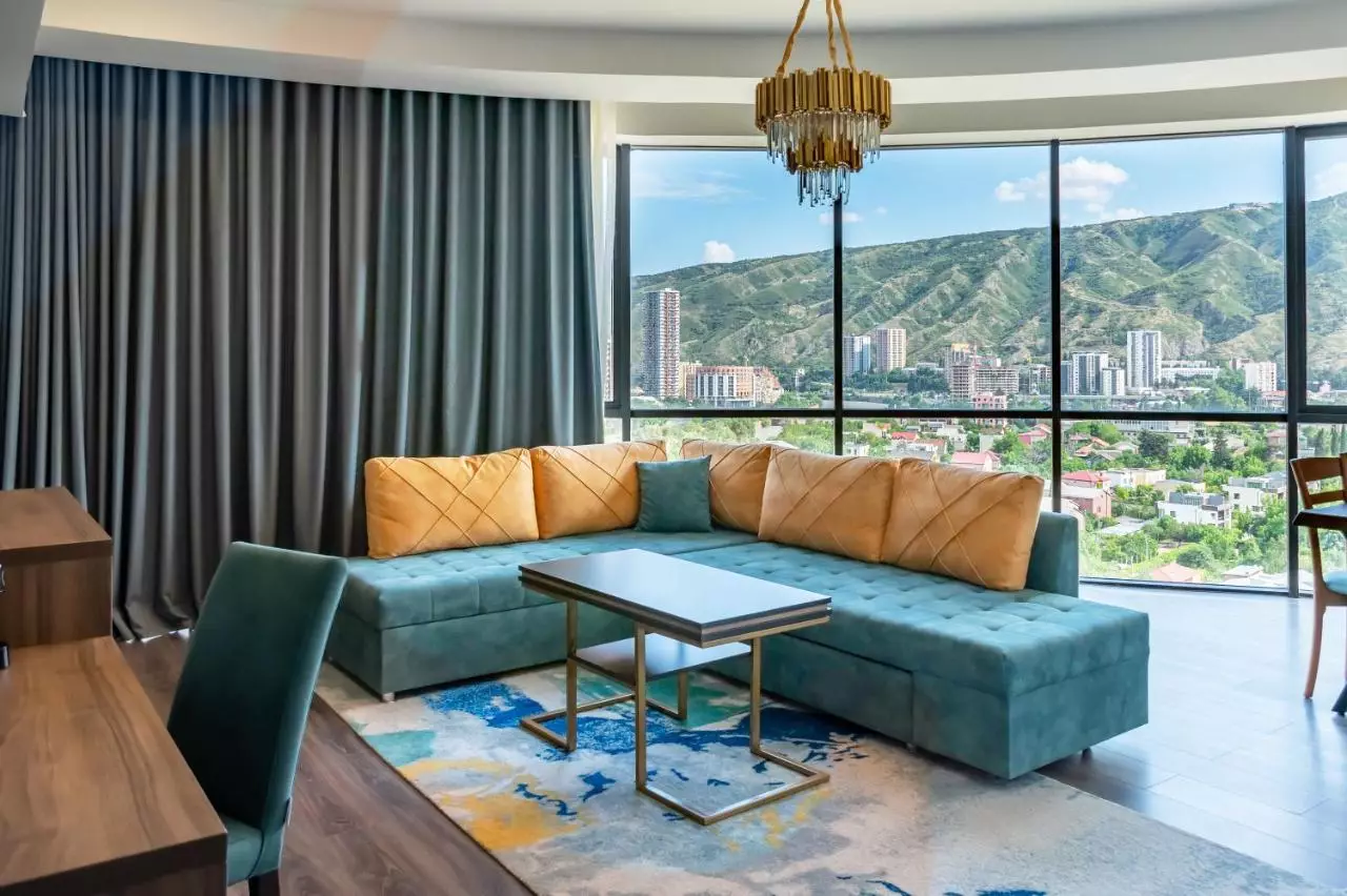 رویال تولیپ تفلیس