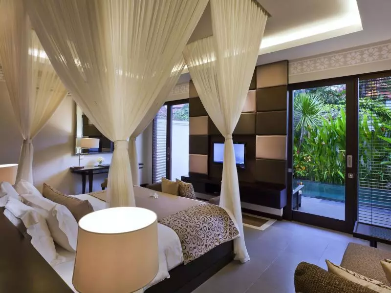 وایت رز کوتا ریزورت