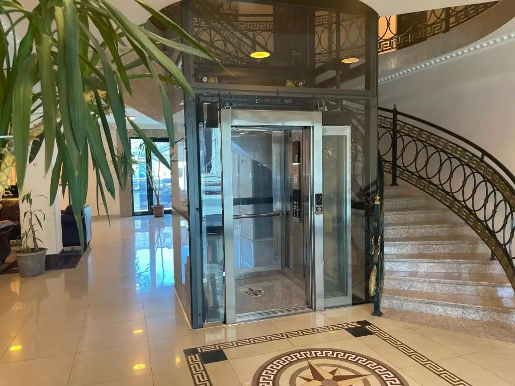 کامفورت ایروان