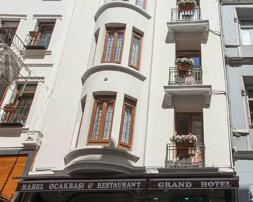 هتل گرند پالمیه تکسیم استانبول