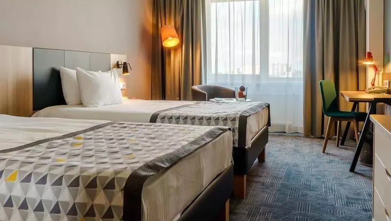 هالیدی این پترزبورگ