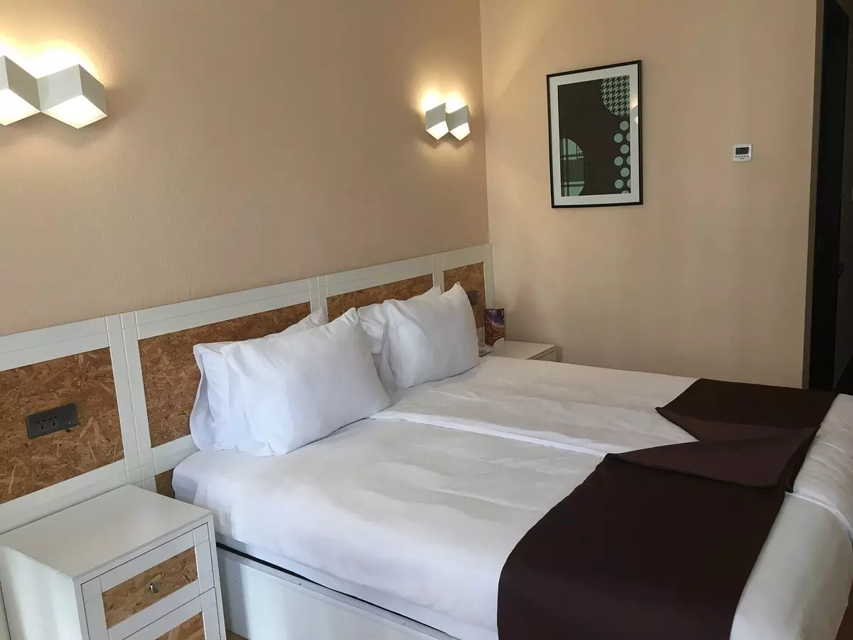 ایوریا این تفلیس