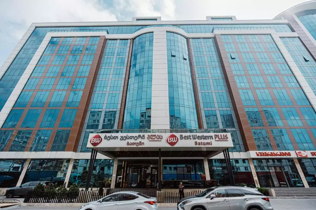هتل بست وسترن پلاس باتومی