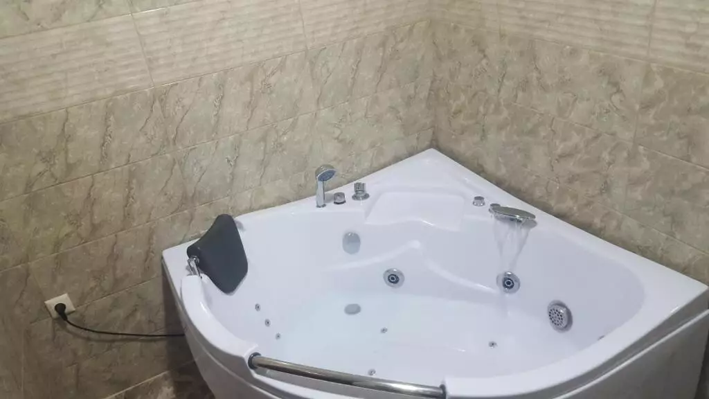 گرند پالاس باتومی